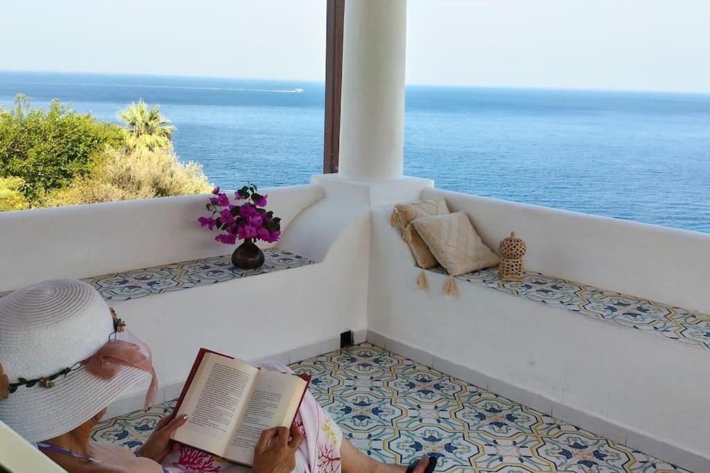Casa Vacanze Vista Mare Mela B Липари Екстериор снимка