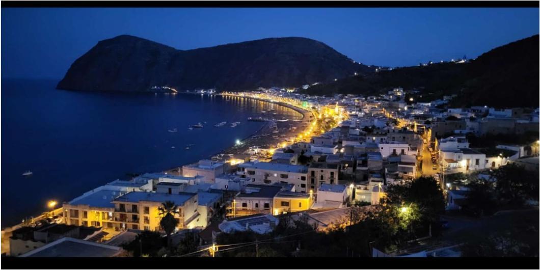 Casa Vacanze Vista Mare Mela B Липари Екстериор снимка