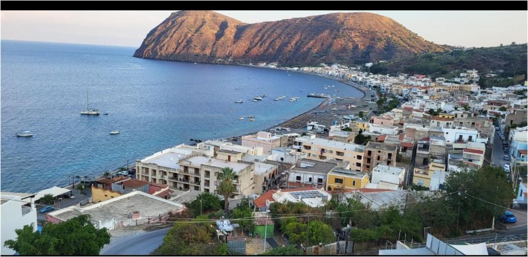 Casa Vacanze Vista Mare Mela B Липари Екстериор снимка